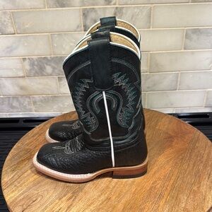 HP Horsepower HPK1831 Black Bullhide Bottom With Aqua Monet Top Cowboy Boots